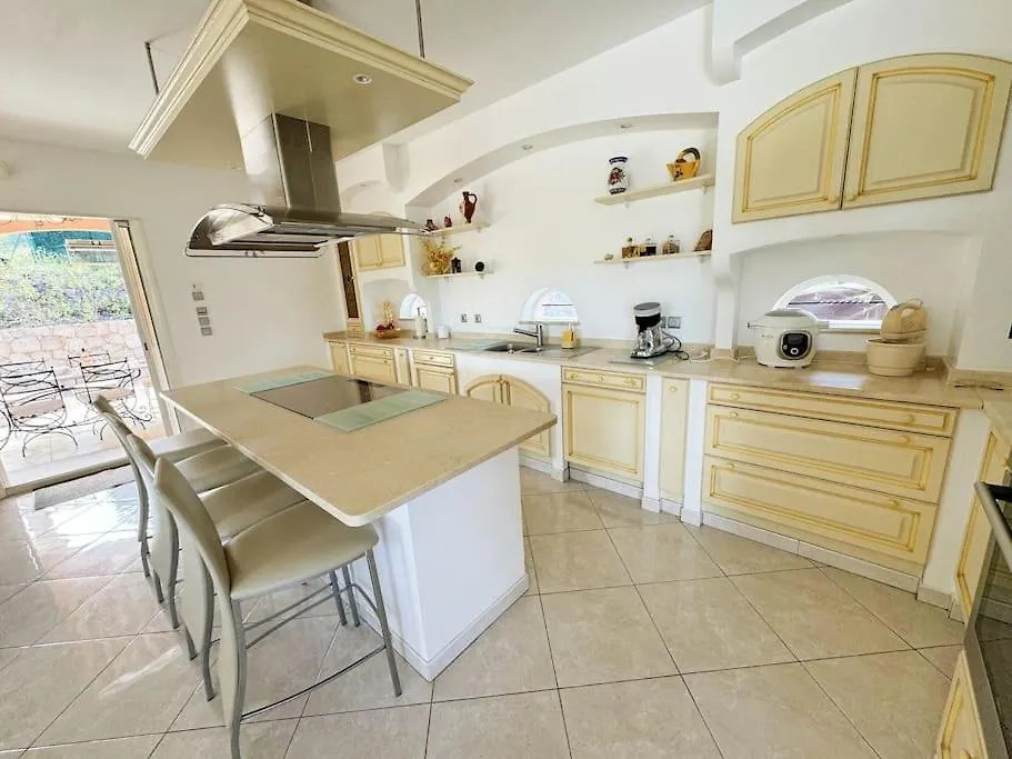 Villa Sienna Avec Piscine, Sauna, Spa Montauroux